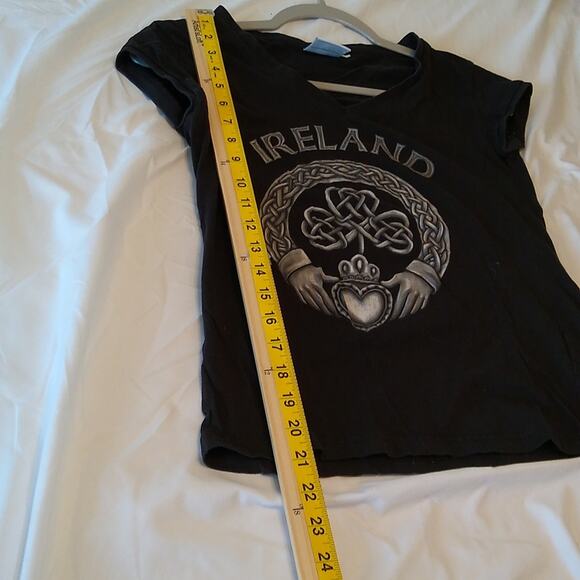 Transitional craft wear women's small Ireland t-shirt. - Picture 7 of 8